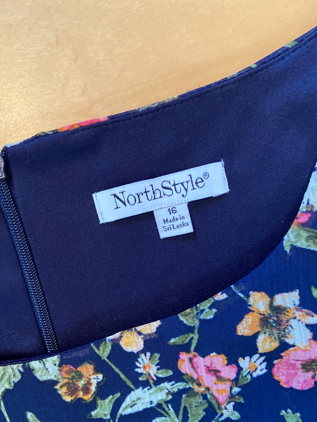 NAVY FLORAL North Style Size 16