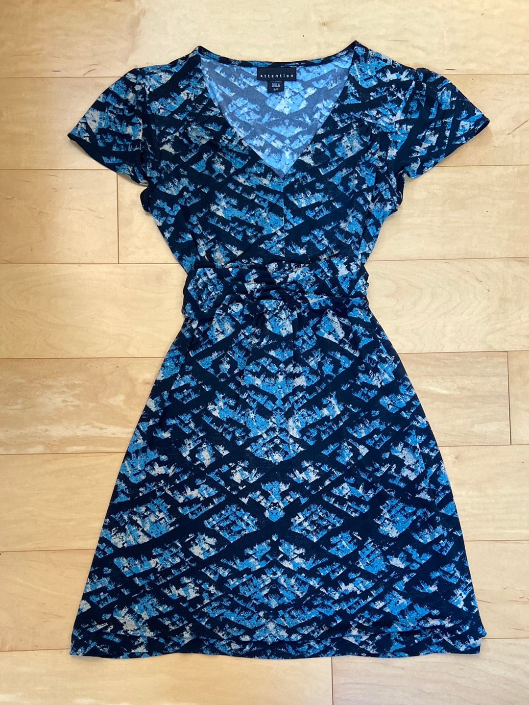 PRETTY PRINT Attention Black and Blue Dress Size S