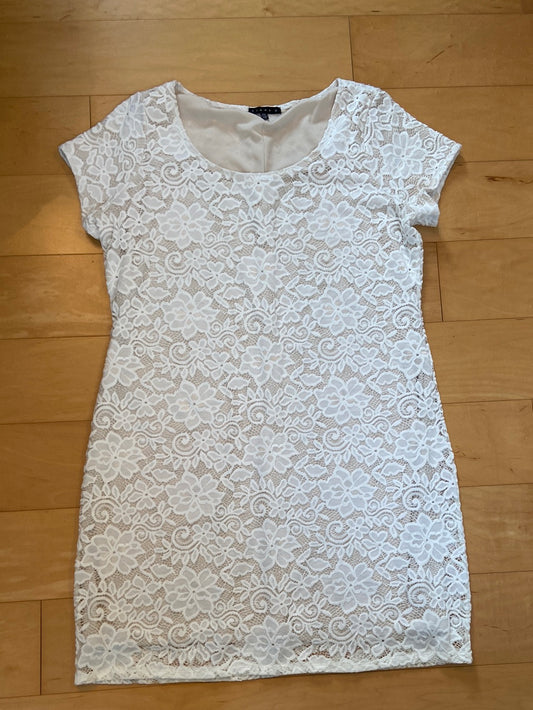 LOVELY LACE Tiana B Ivory Dress Size XXL