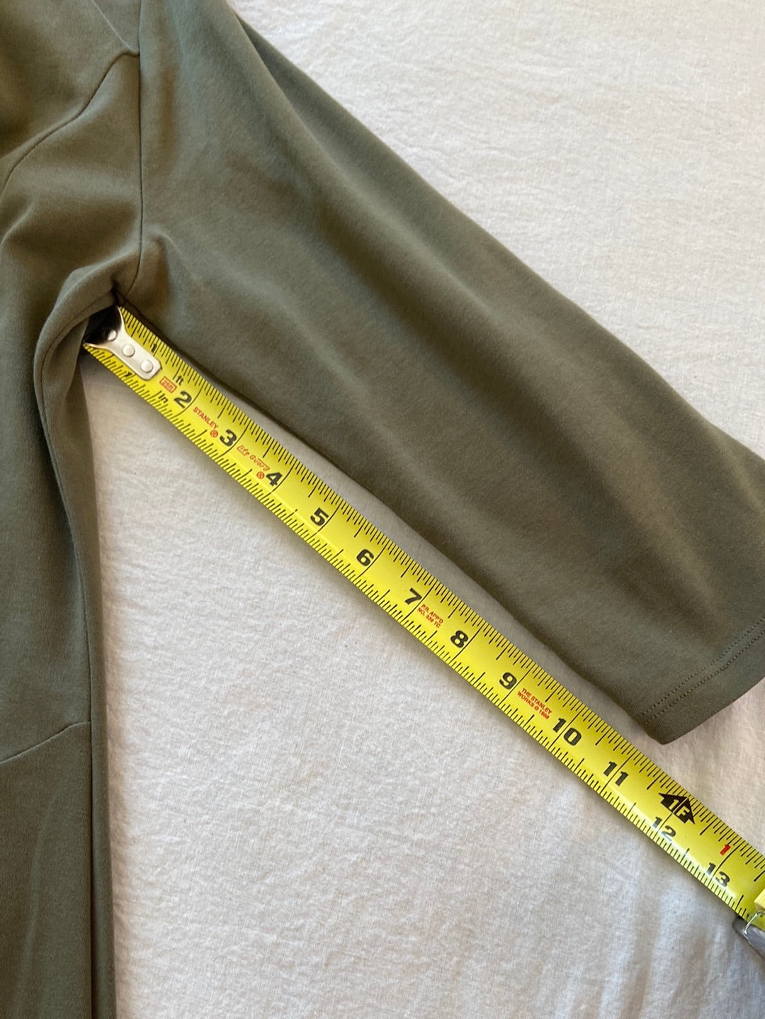 OLIVE GREEN New York and Co Size M